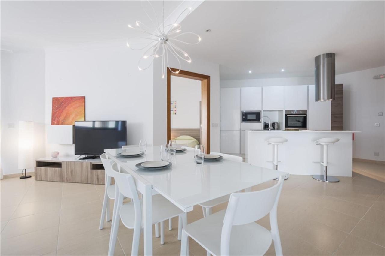 Lux Seaview & Pool-Hosted By Sweetstay Mellieħa Eksteriør billede