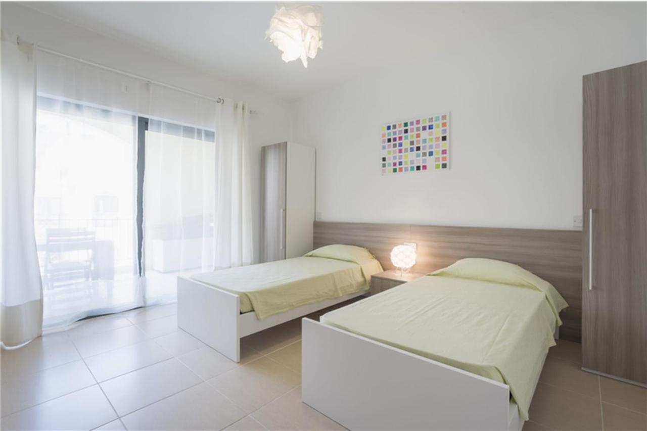 Lux Seaview & Pool-Hosted By Sweetstay Mellieħa Eksteriør billede