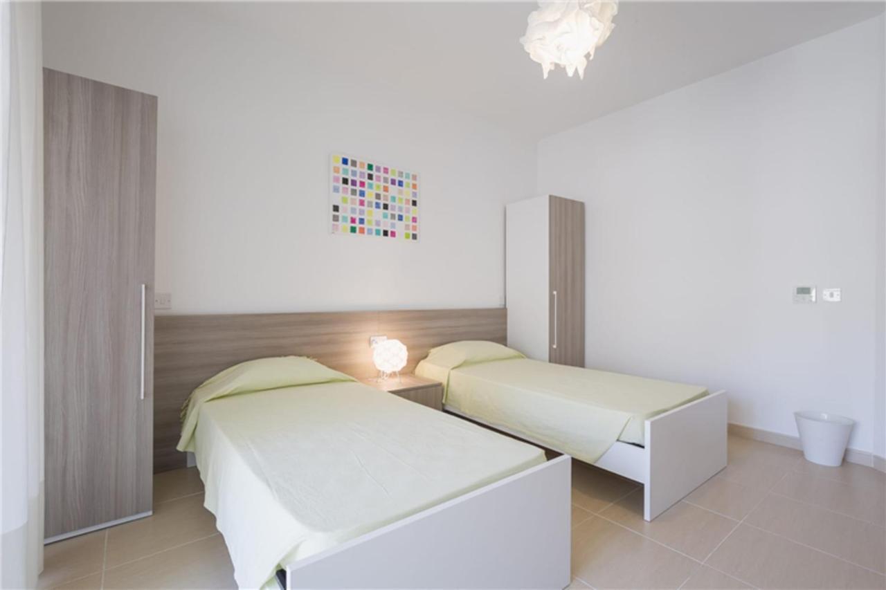 Lux Seaview & Pool-Hosted By Sweetstay Mellieħa Eksteriør billede